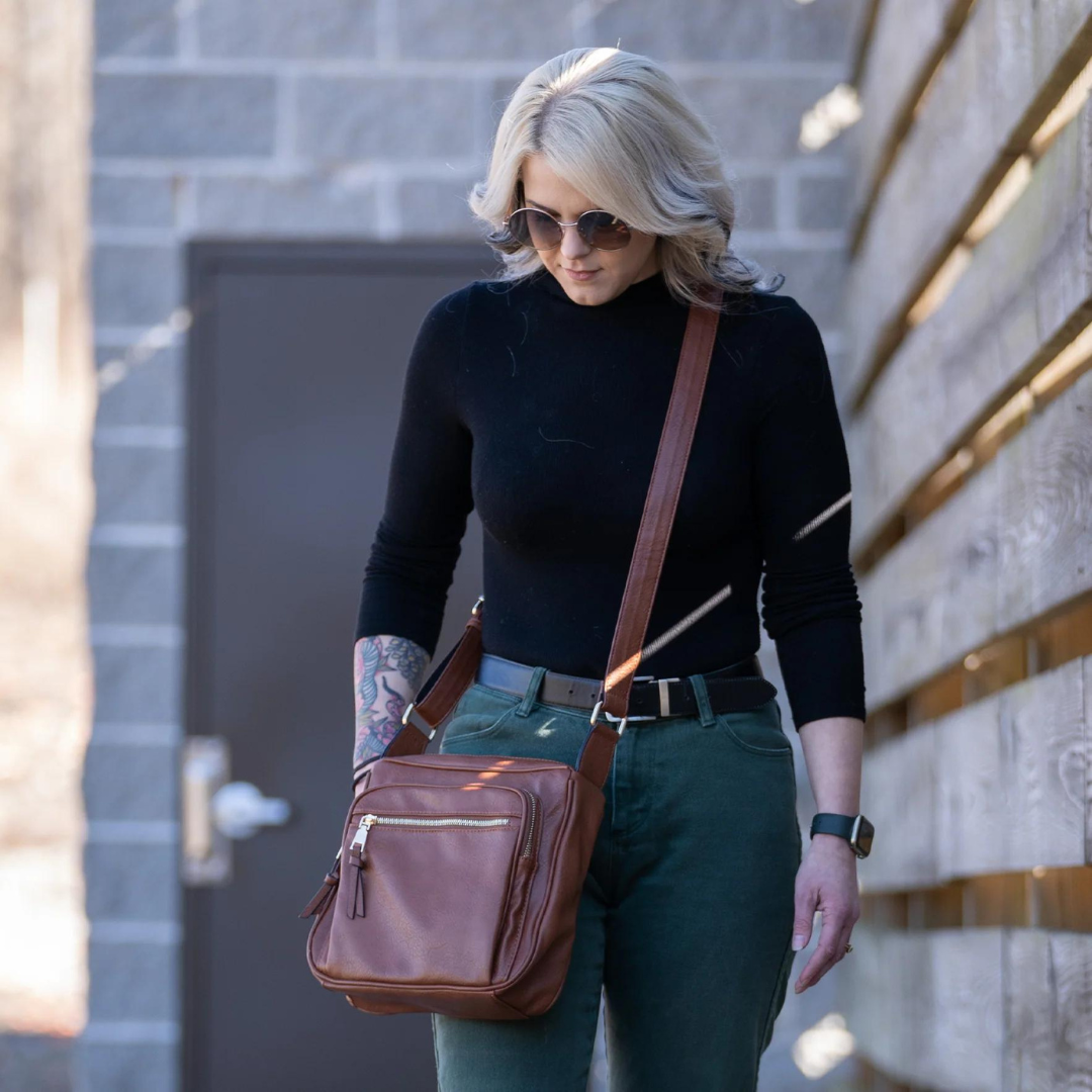 Jessie & James BROOKLYN CONCEALED CARRY LOCK AND KEY CROSSBODY - Tactical Guardian