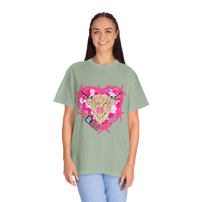 Highland Cow Heart T-Shirt — Cute Pink Scottish Cow Graphic Tee